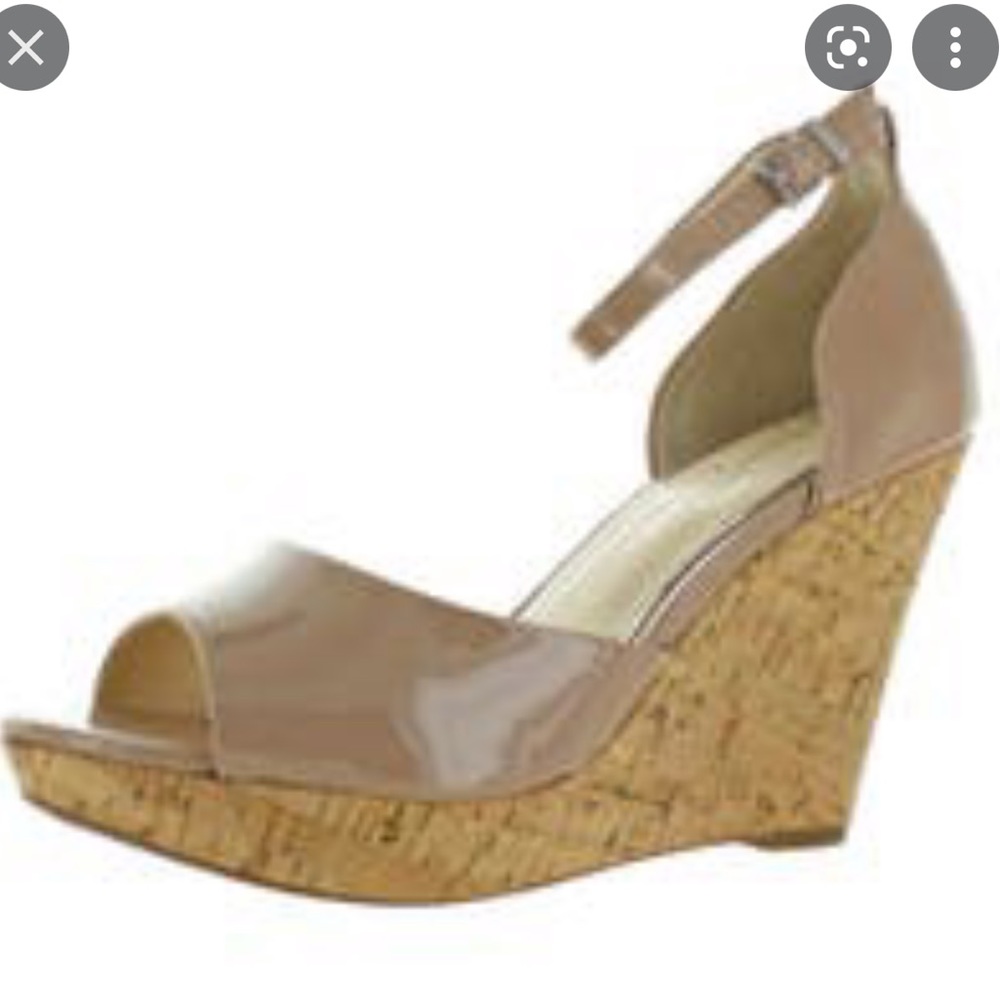 Jessica Simpson Tan Wedges